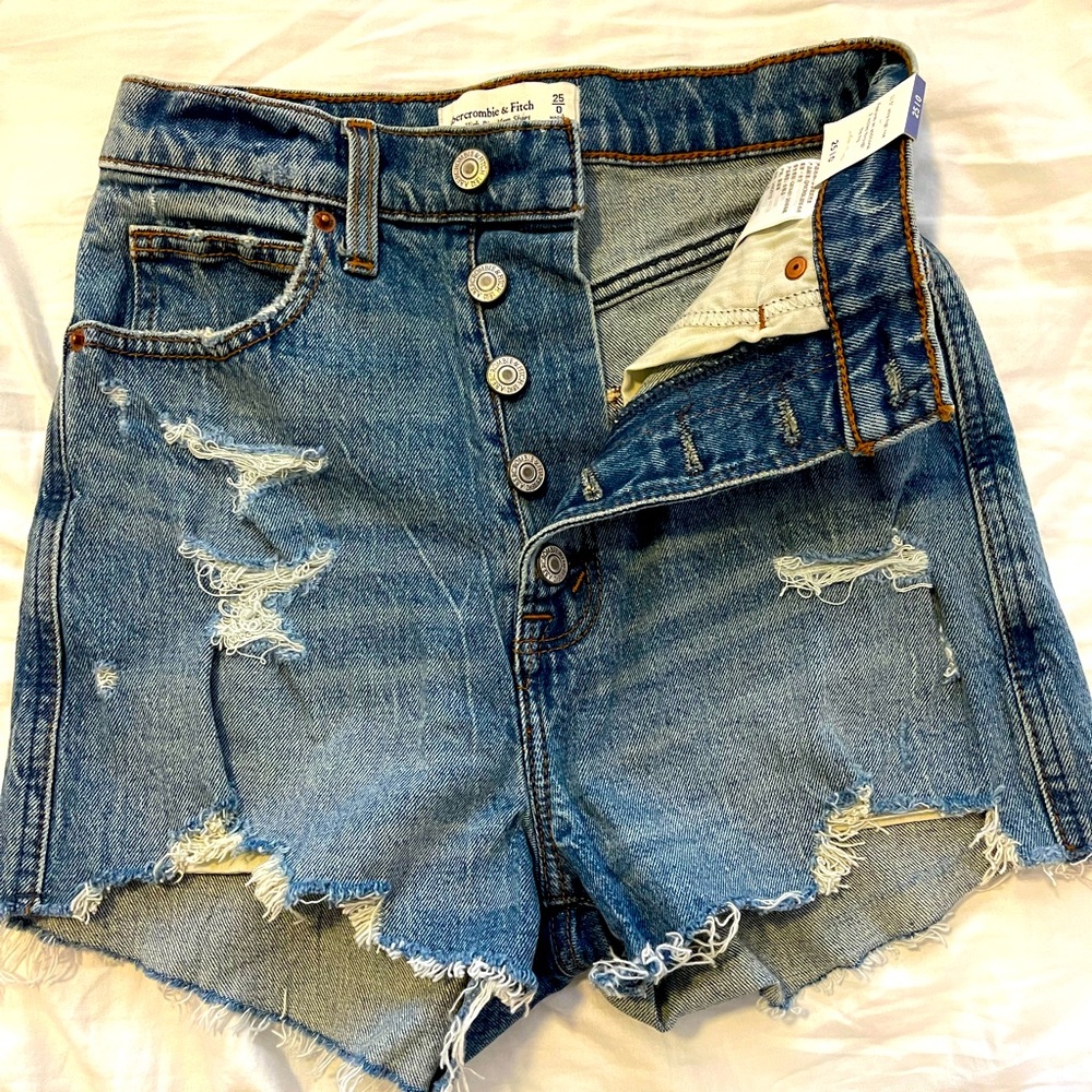 Abercrombie and Fitch ultra high rise mom shorts